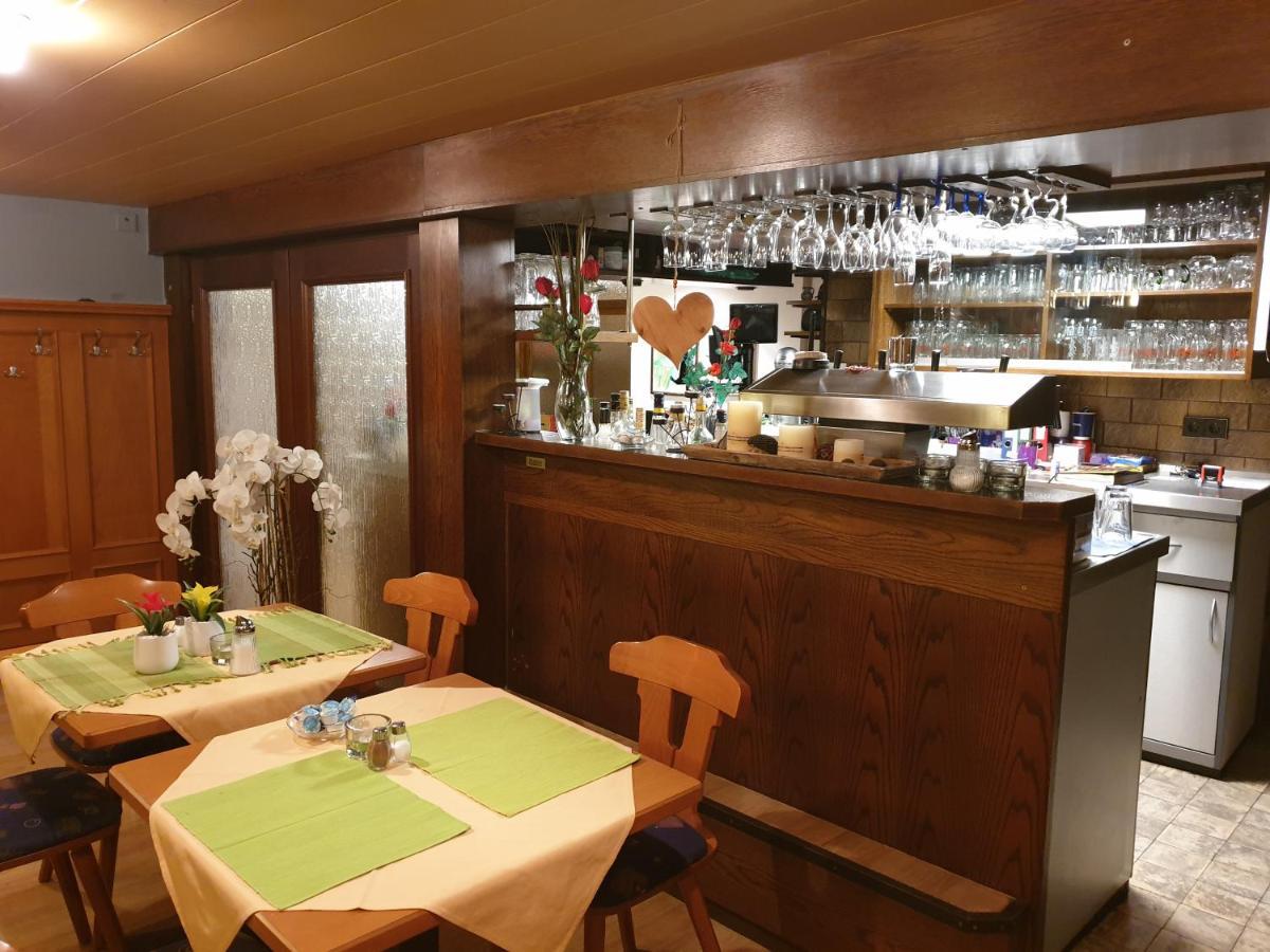 Landgasthof Rose Hotel Ditzingen Eksteriør billede
