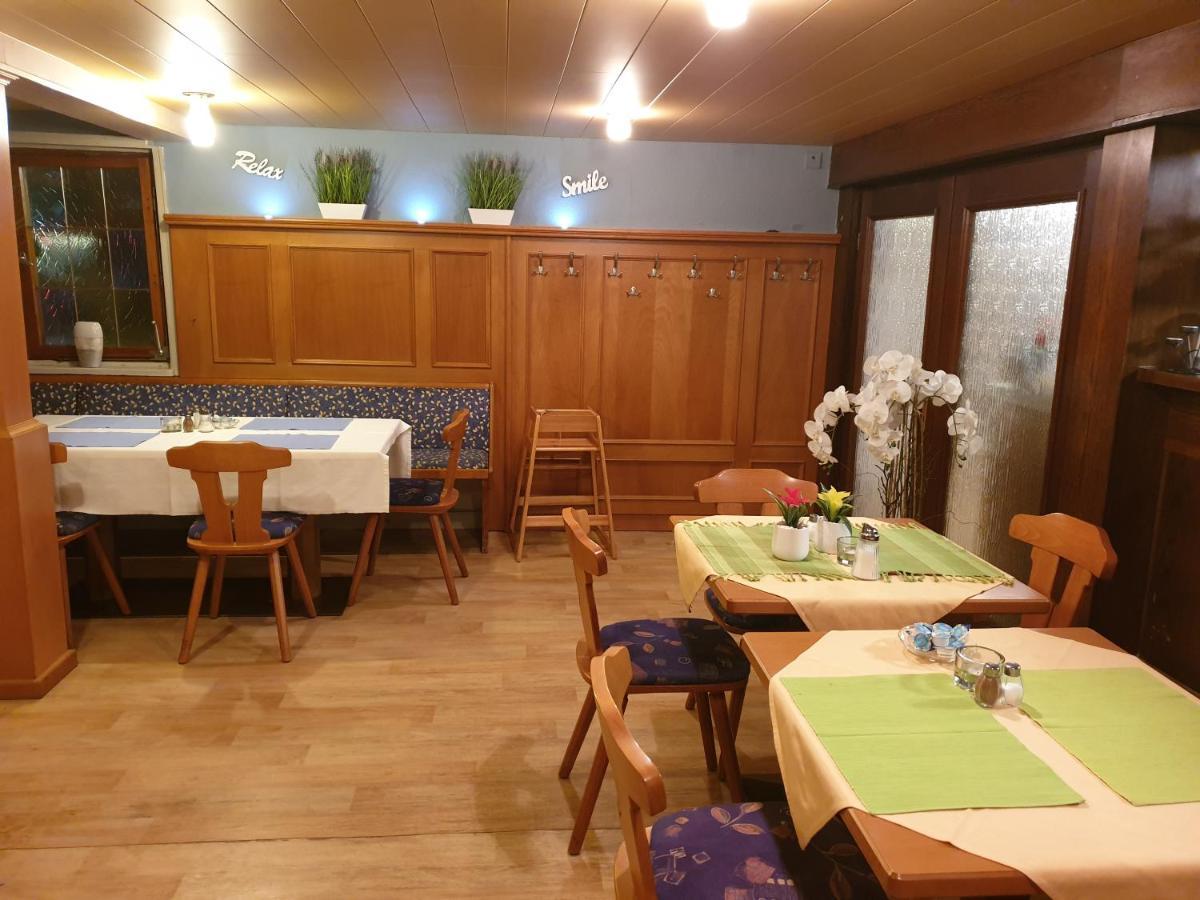 Landgasthof Rose Hotel Ditzingen Eksteriør billede
